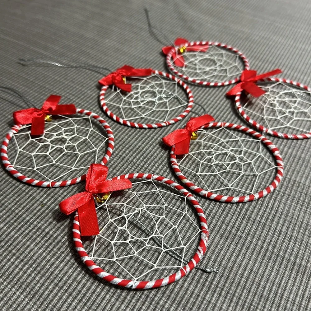 Dreamcatcher Red & White striped with red ribbon set of 6 ornaments
